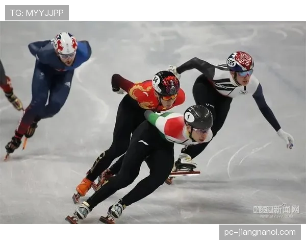 拉人犯规为何有时不判？裁判的尺度边界在哪