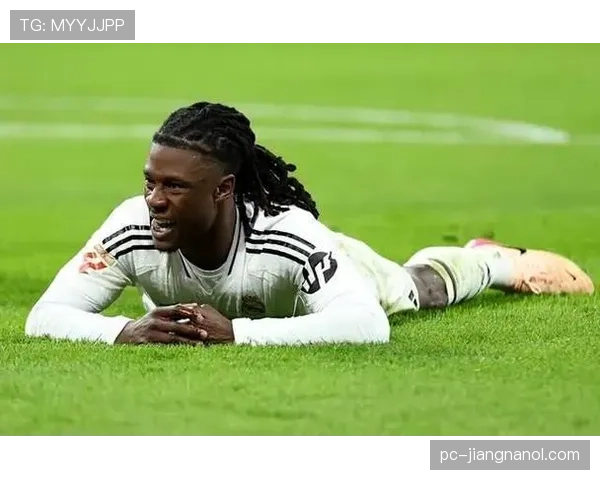 卡马文加出球能力困境：战术角色与传球选择分析